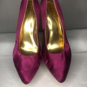 Magenta Wedge gold glitter heel